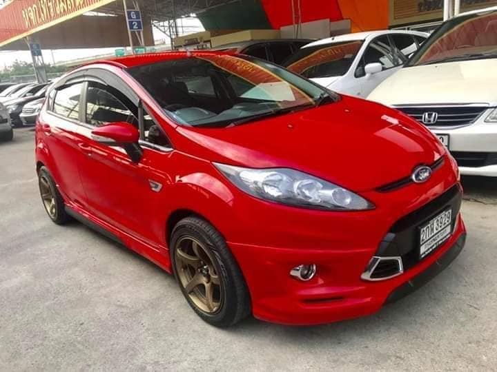 Ford Fiesta ปี 2011 สีแดง (รูปที่ 4)