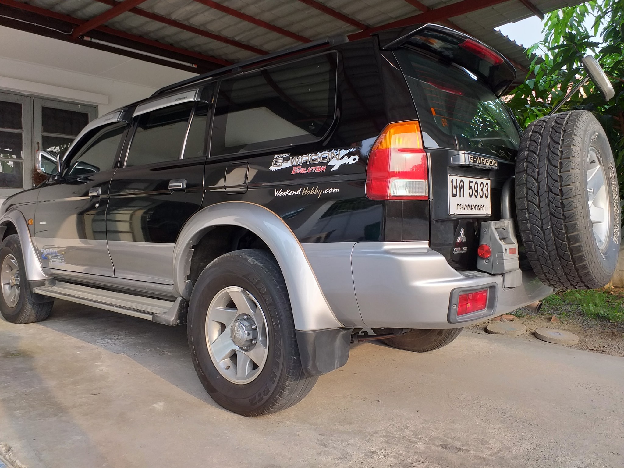 Mitsubishi strada G-wagon 2003 สีดำ 4wd (รูปที่ 8)