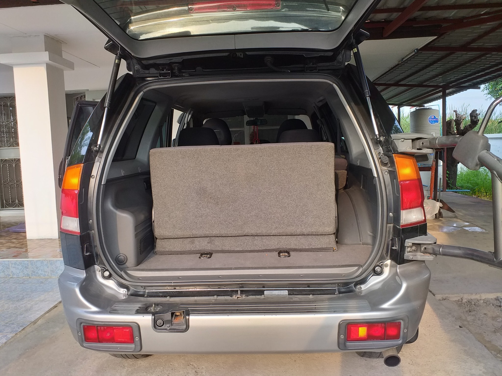 Mitsubishi strada G-wagon 2003 สีดำ 4wd (รูปที่ 6)