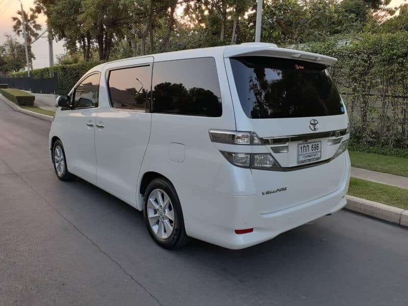 Toyota Vellfire ปี 2012 สีขาว (รูปที่ 4)