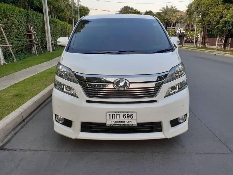 Toyota Vellfire ปี 2012 สีขาว (รูปที่ 2)