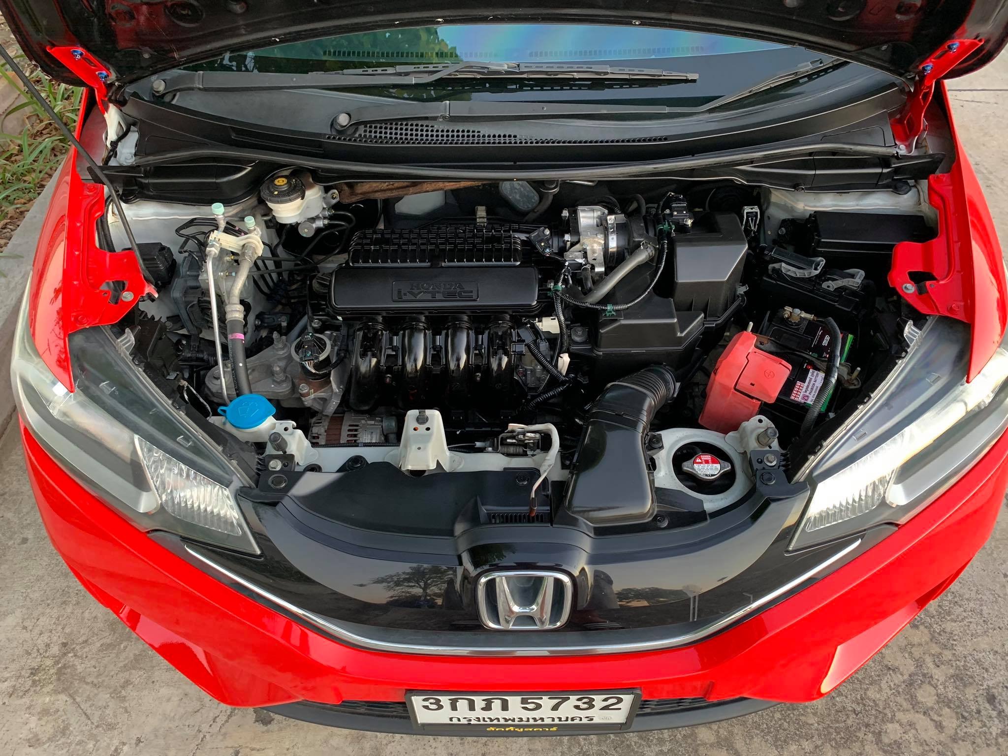 Honda Jazz GK ปี 2015 สีแดง (รูปที่ 14)