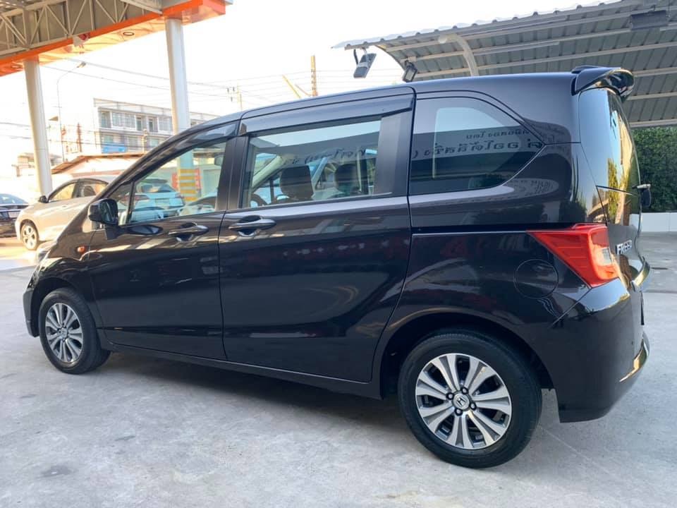 Honda Freed ปี 2012 สีน้ำตาล (รูปที่ 2)