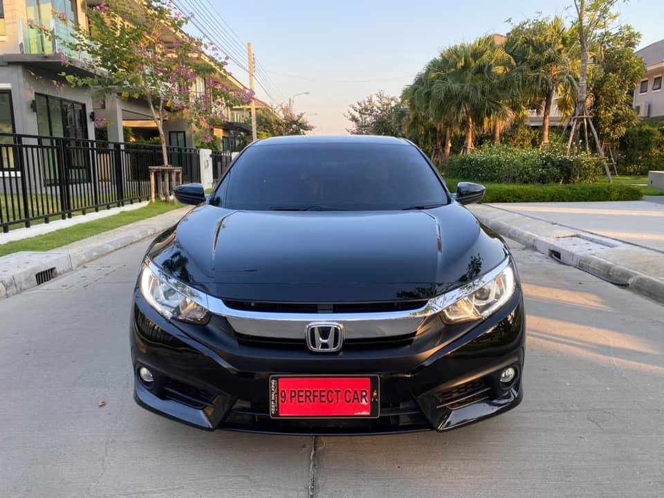 Honda Civic FC Sedan ปี 2016 สีดำ (รูปที่ 2)