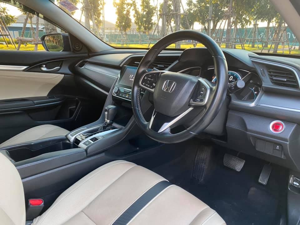Honda Civic FC Sedan ปี 2016 สีดำ (รูปที่ 14)