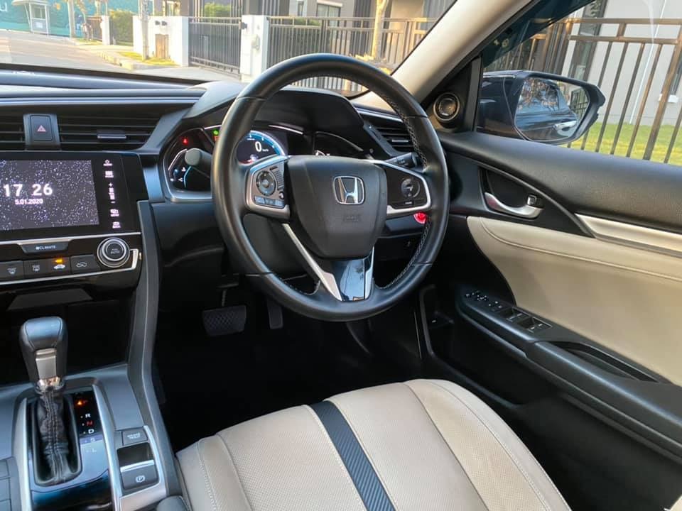 Honda Civic FC Sedan ปี 2016 สีดำ (รูปที่ 8)