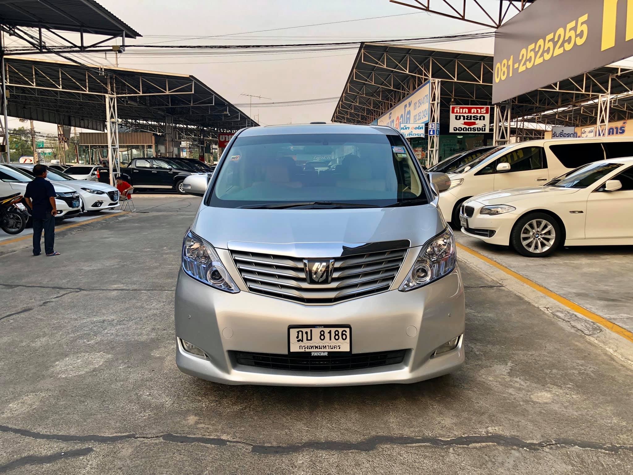 Toyota Alphard ปี 2009 สีเงิน (รูปที่ 2)