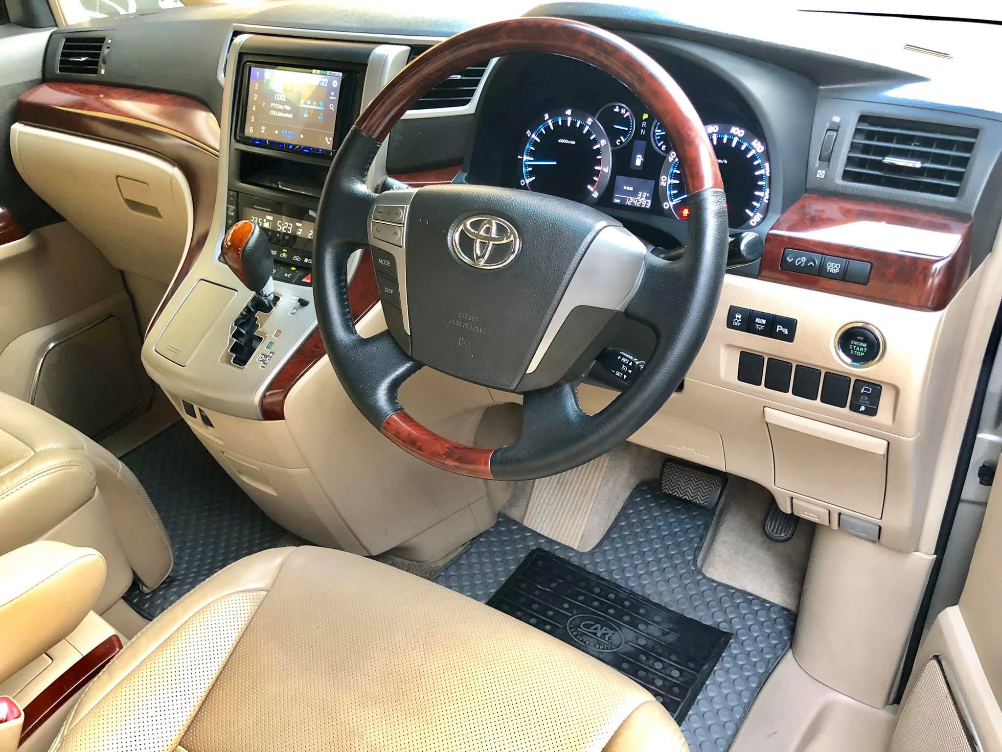 Toyota Alphard ปี 2009 สีเงิน (รูปที่ 14)