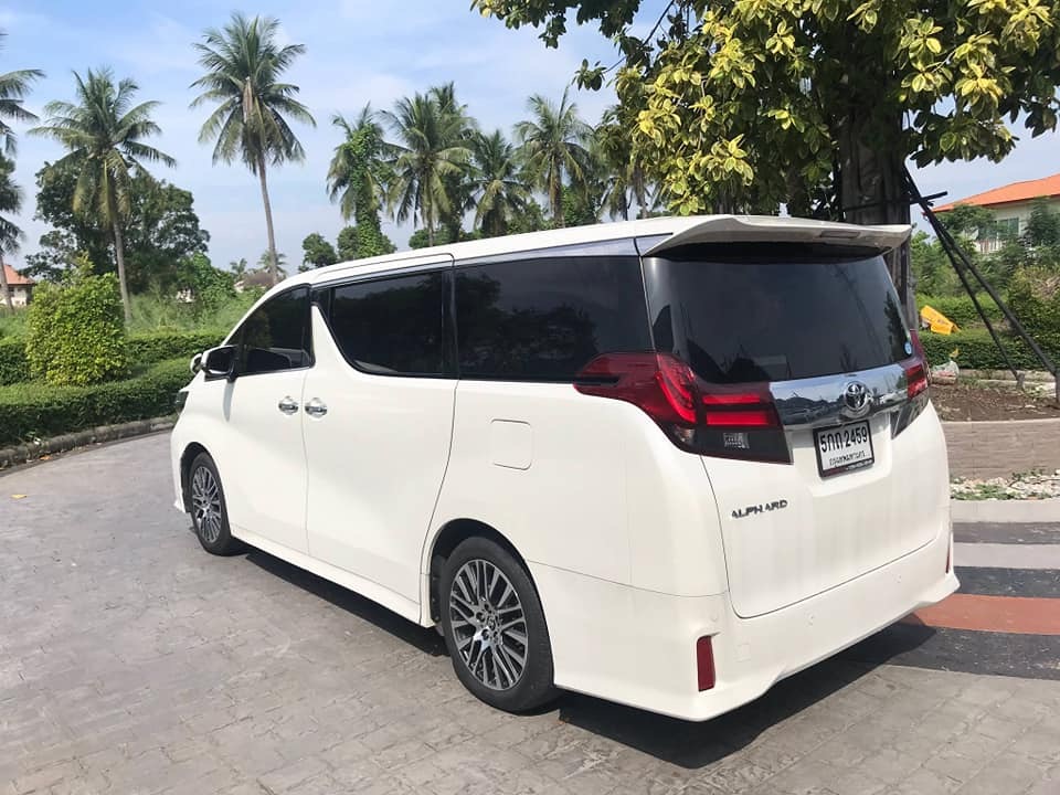 Toyota Alphard ปี 2016 สีขาว (รูปที่ 4)