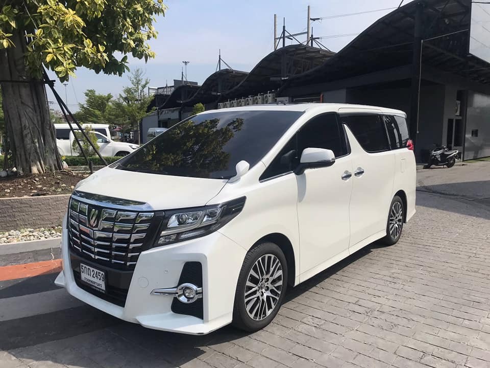 Toyota Alphard ปี 2016 สีขาว