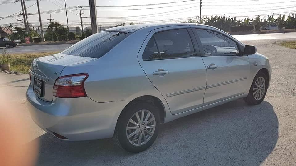 Toyota Vios ปี 2012 สีเงิน (รูปที่ 4)