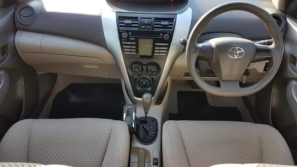 Toyota Vios ปี 2012 สีเงิน (รูปที่ 8)