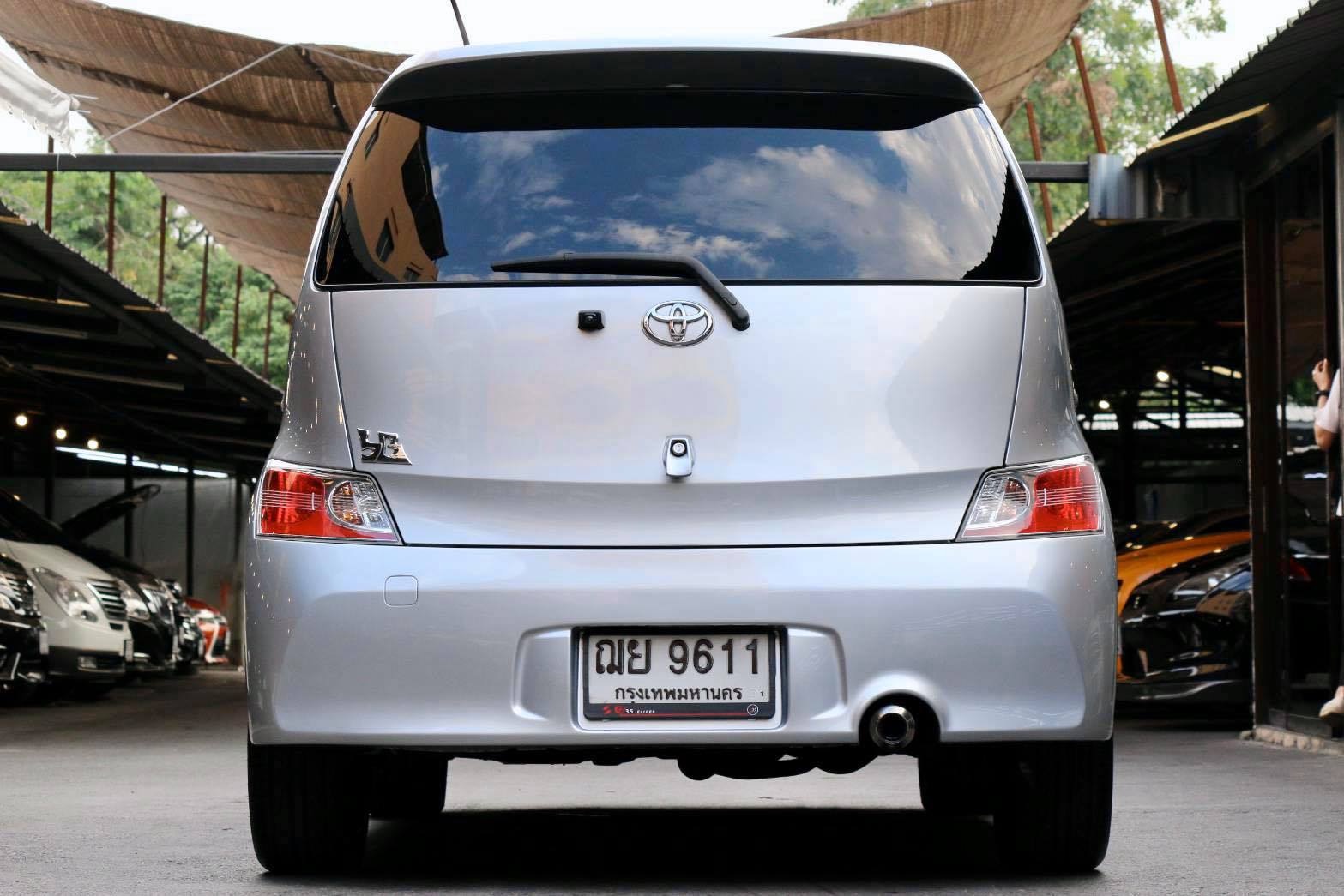 Toyota bB ปี 2011 สีเงิน (รูปที่ 5)