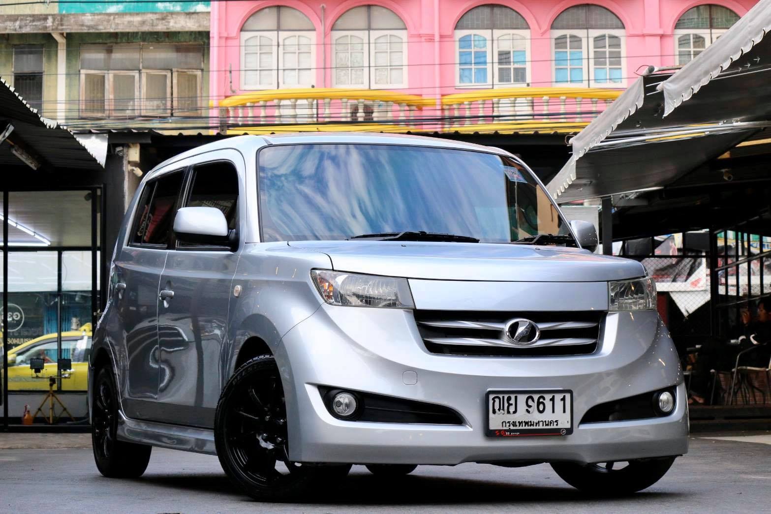 Toyota bB ปี 2011 สีเงิน (รูปที่ 6)