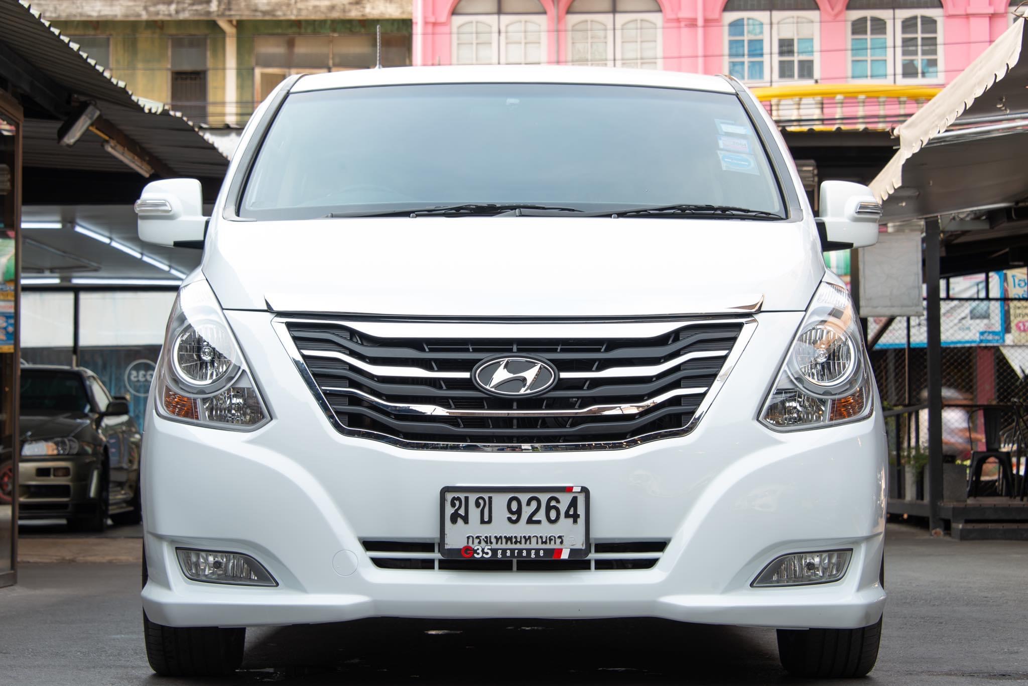 Hyundai Grand Starex ปี 2011 สีขาว (รูปที่ 3)