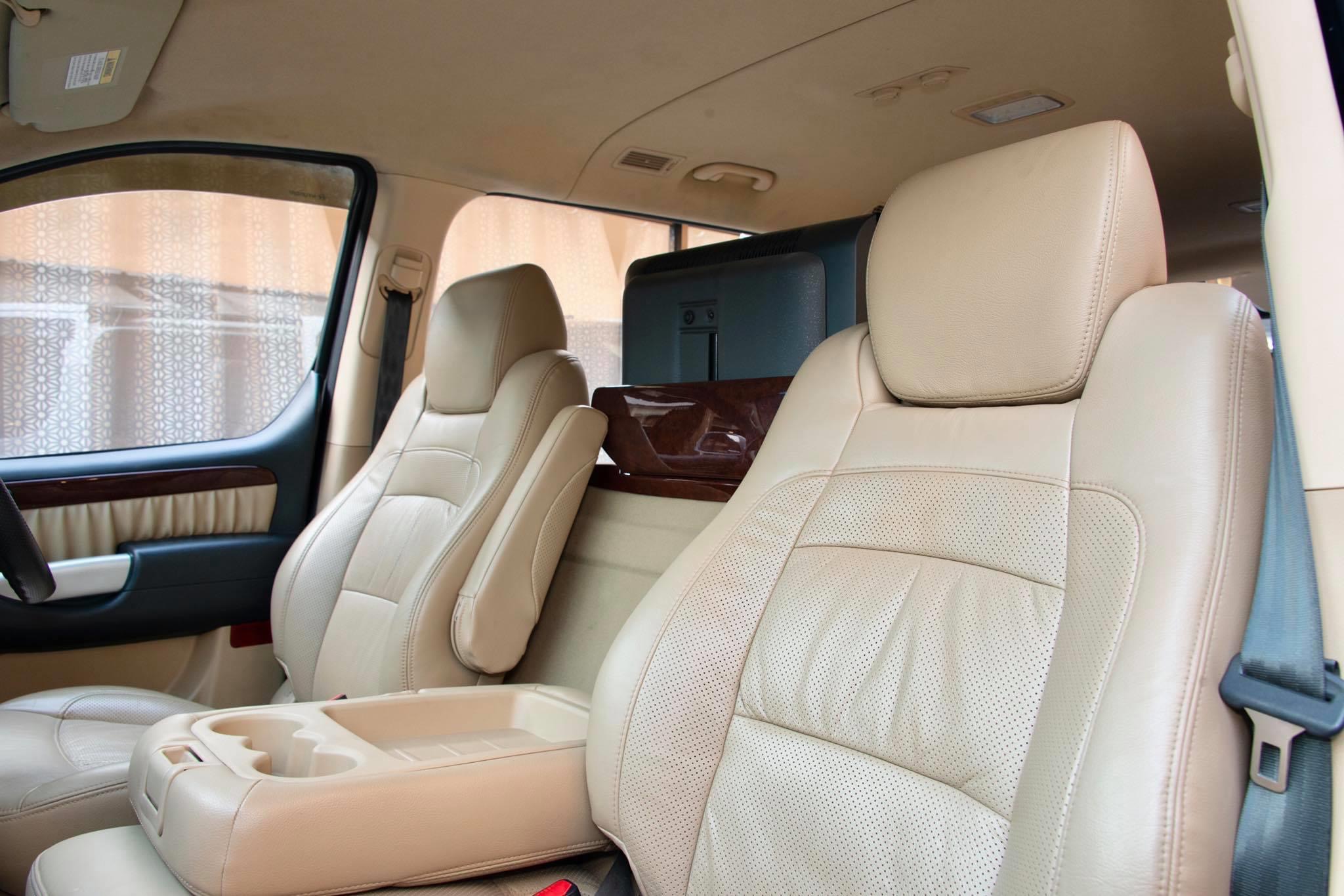 Hyundai Grand Starex ปี 2011 สีขาว (รูปที่ 14)