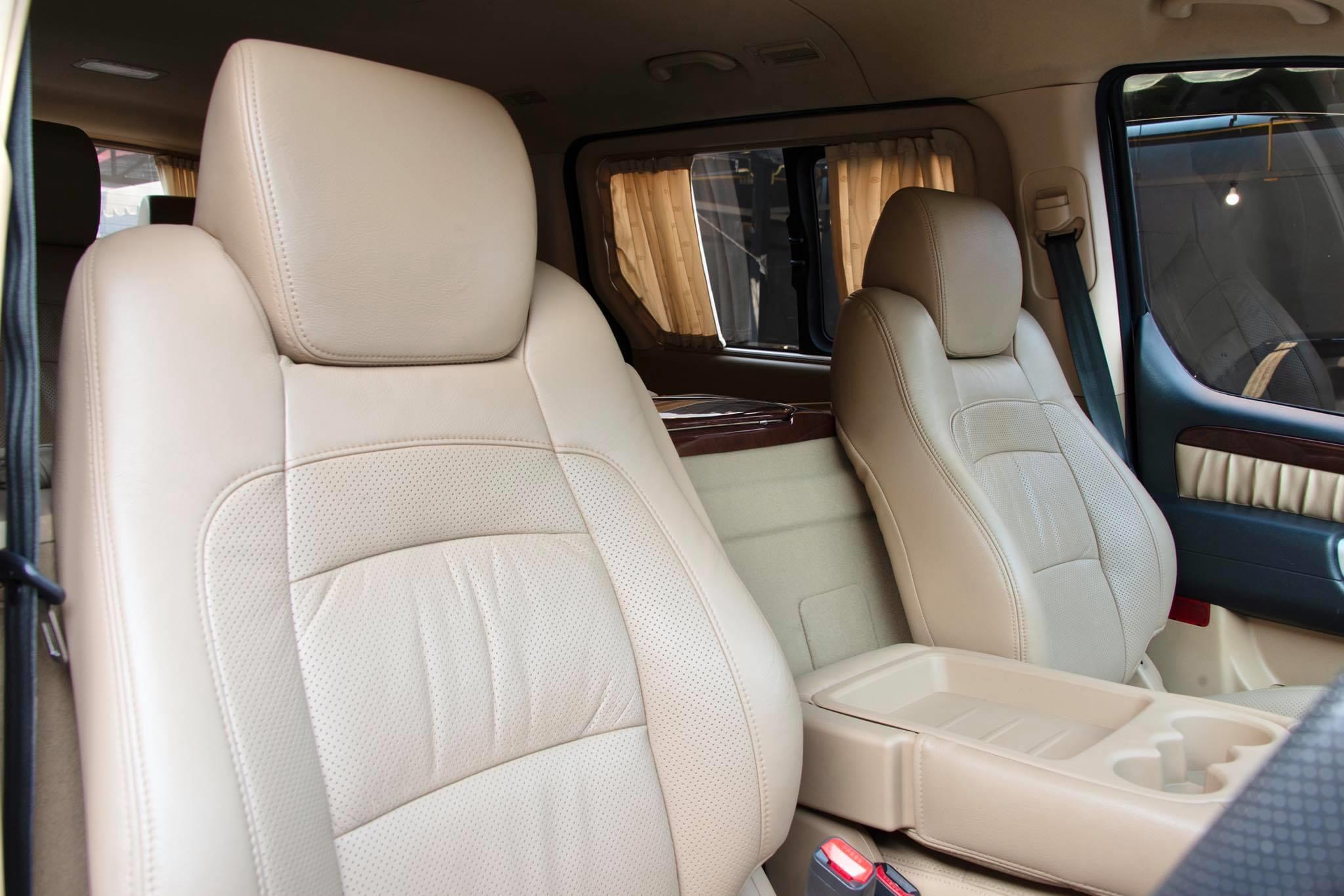 Hyundai Grand Starex ปี 2011 สีขาว (รูปที่ 13)