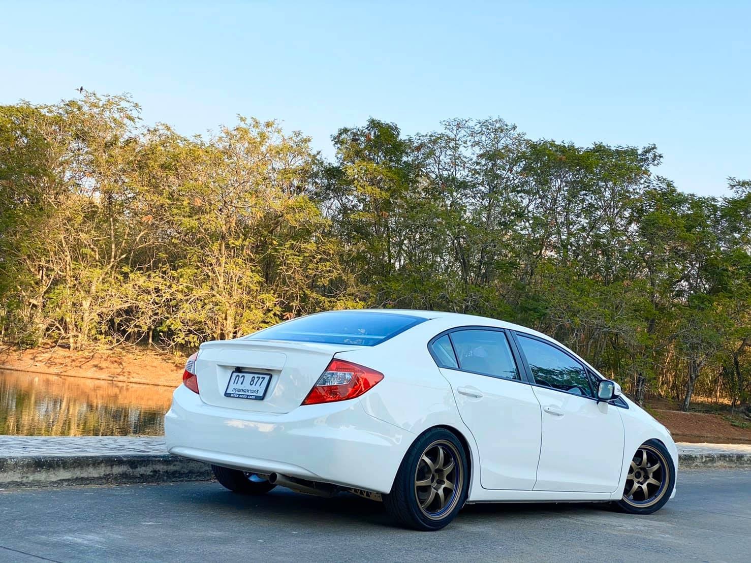 Honda Civic FB ปี 2014 สีขาว (รูปที่ 4)