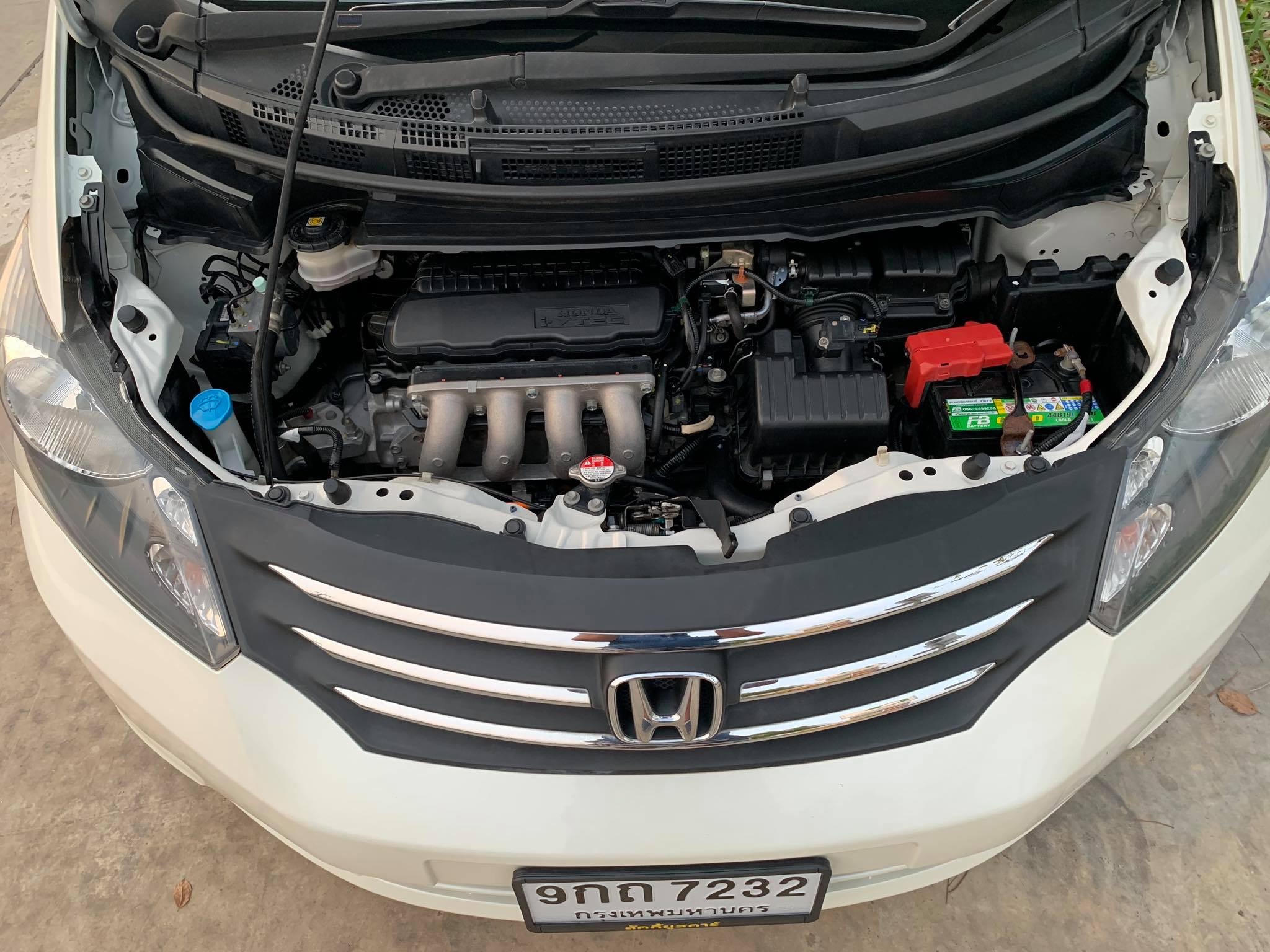 Honda Freed ปี 2012 สีขาว (รูปที่ 14)