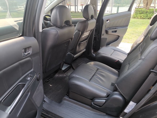 Toyota Wish ปี 2004 สีดำ (รูปที่ 4)