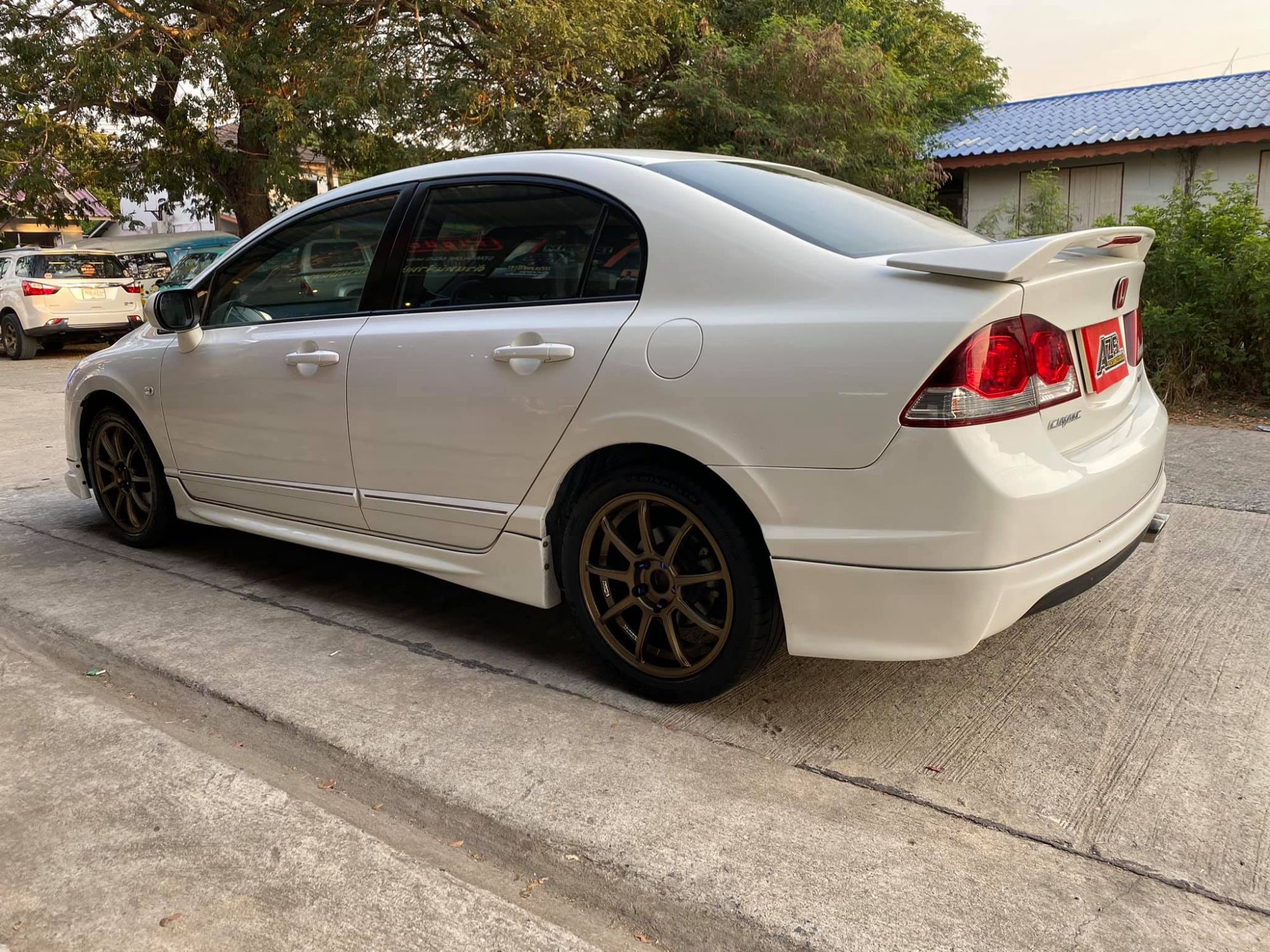 Honda Civic FD ปี 2012 สีขาว (รูปที่ 2)