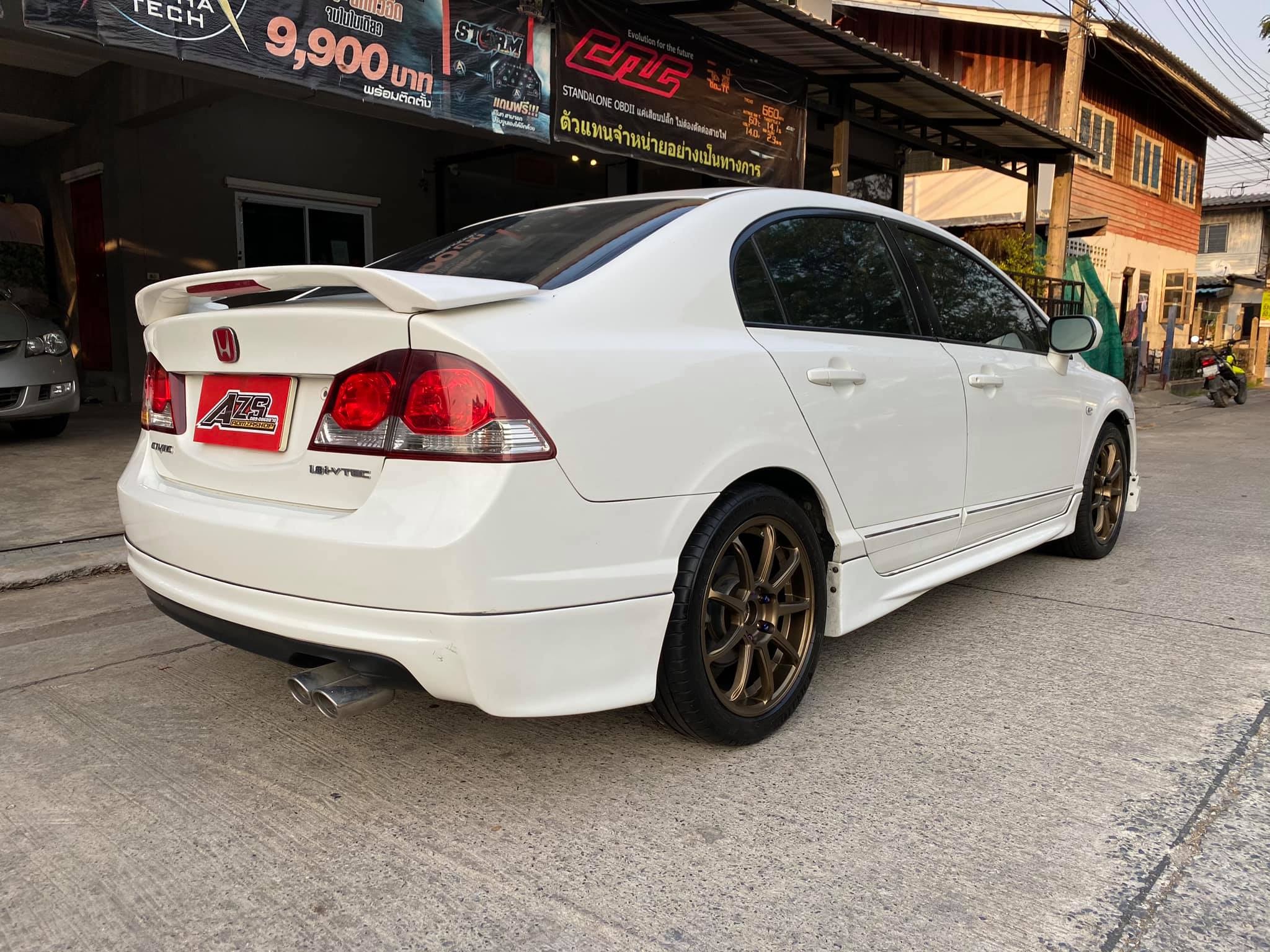 Honda Civic FD ปี 2012 สีขาว (รูปที่ 3)