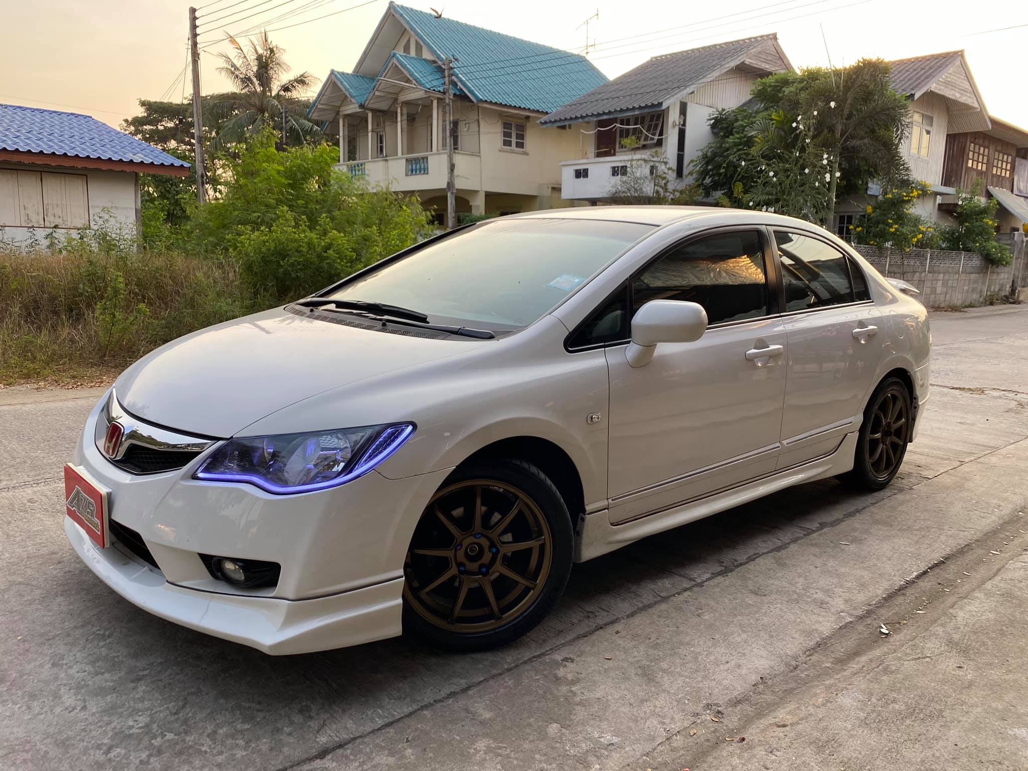 Honda Civic FD ปี 2012 สีขาว (รูปที่ 5)