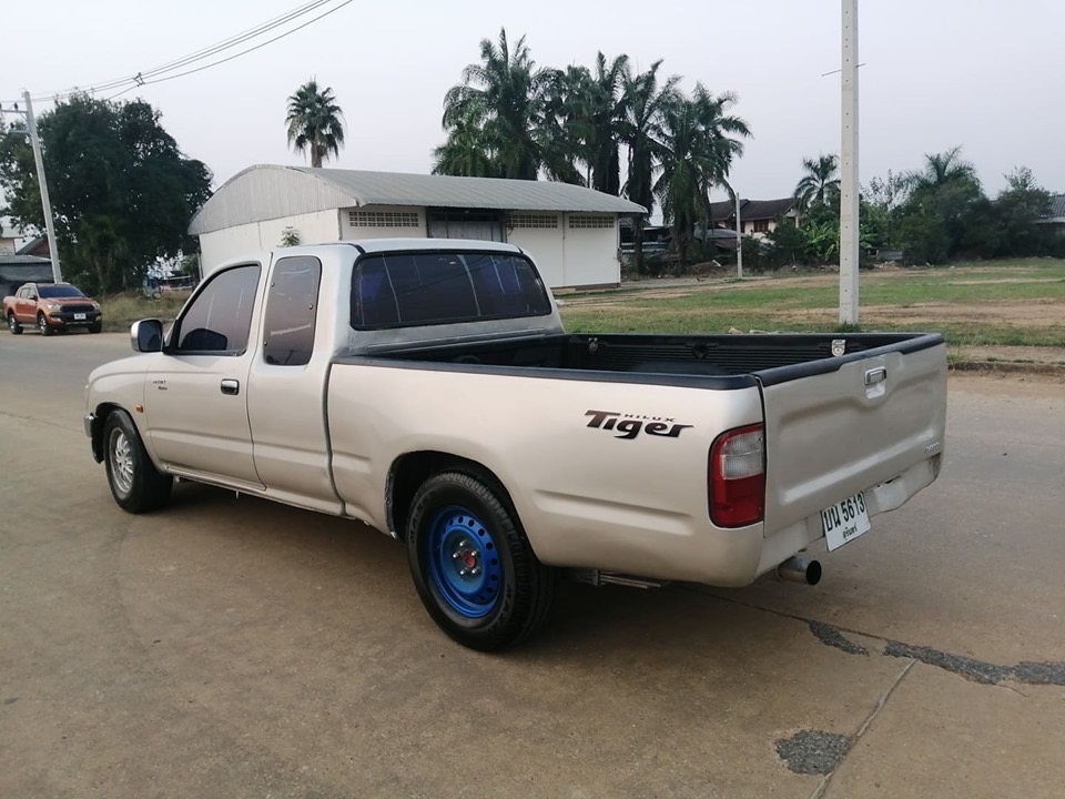 Toyota Hilux Tiger Extra cab ปี 2001 สีเงิน (รูปที่ 5)