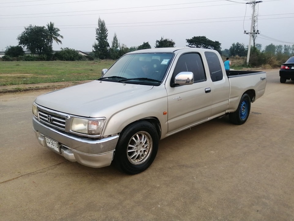 Toyota Hilux Tiger Extra cab ปี 2001 สีเงิน (รูปที่ 2)