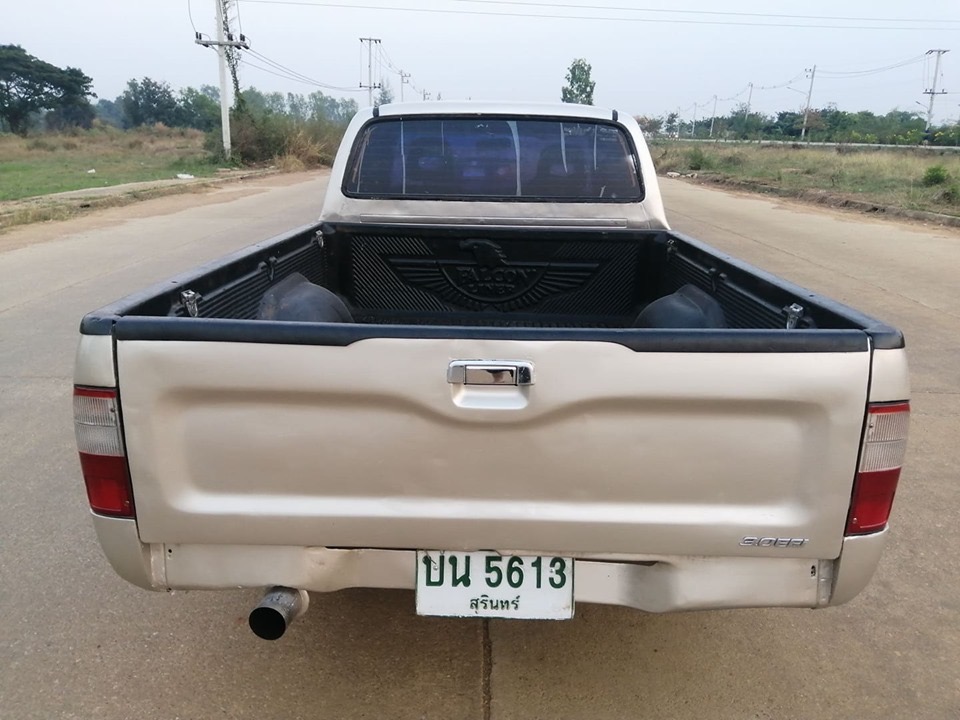 Toyota Hilux Tiger Extra cab ปี 2001 สีเงิน (รูปที่ 6)