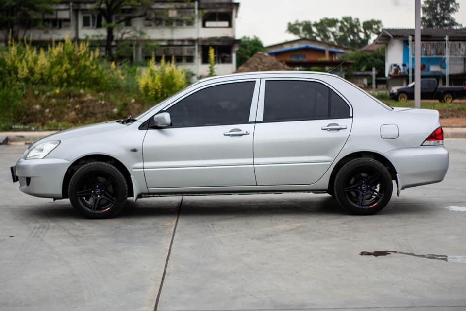 Mitsubishi Lancer Cedia ปี 2007 สีเงิน