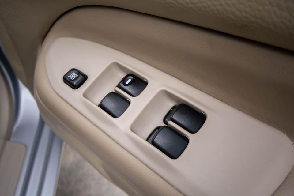 Mitsubishi Lancer Cedia ปี 2007 สีเงิน (รูปที่ 13)
