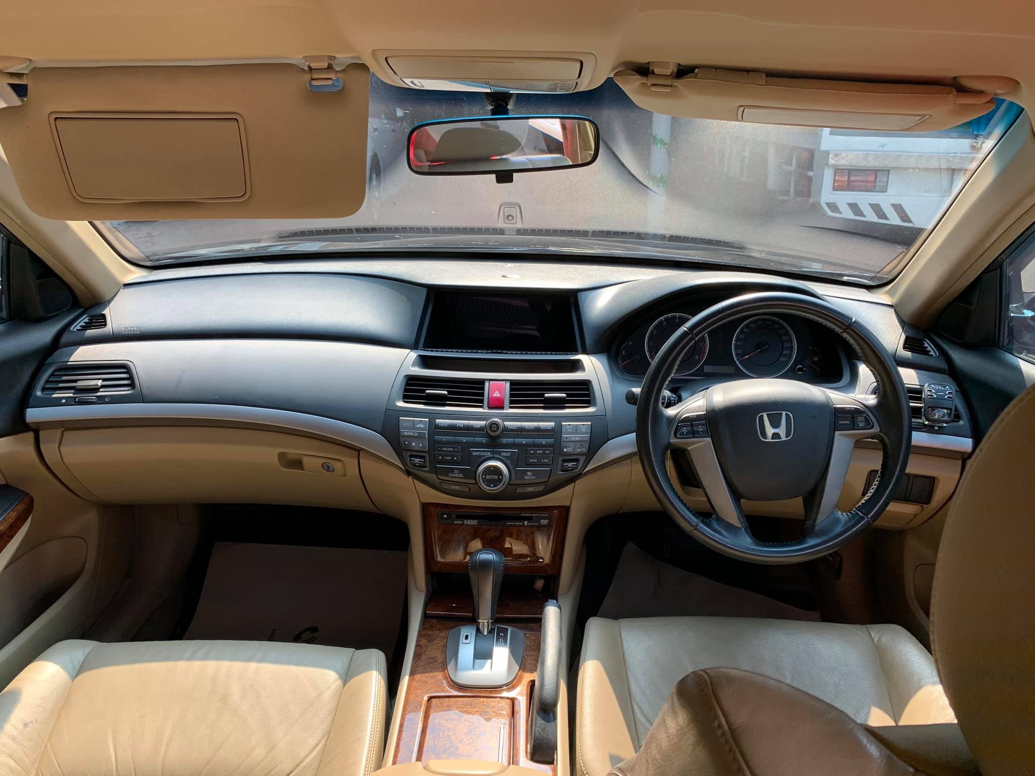Honda Accord Gen 8 ปี 2010 สีดำ (รูปที่ 5)