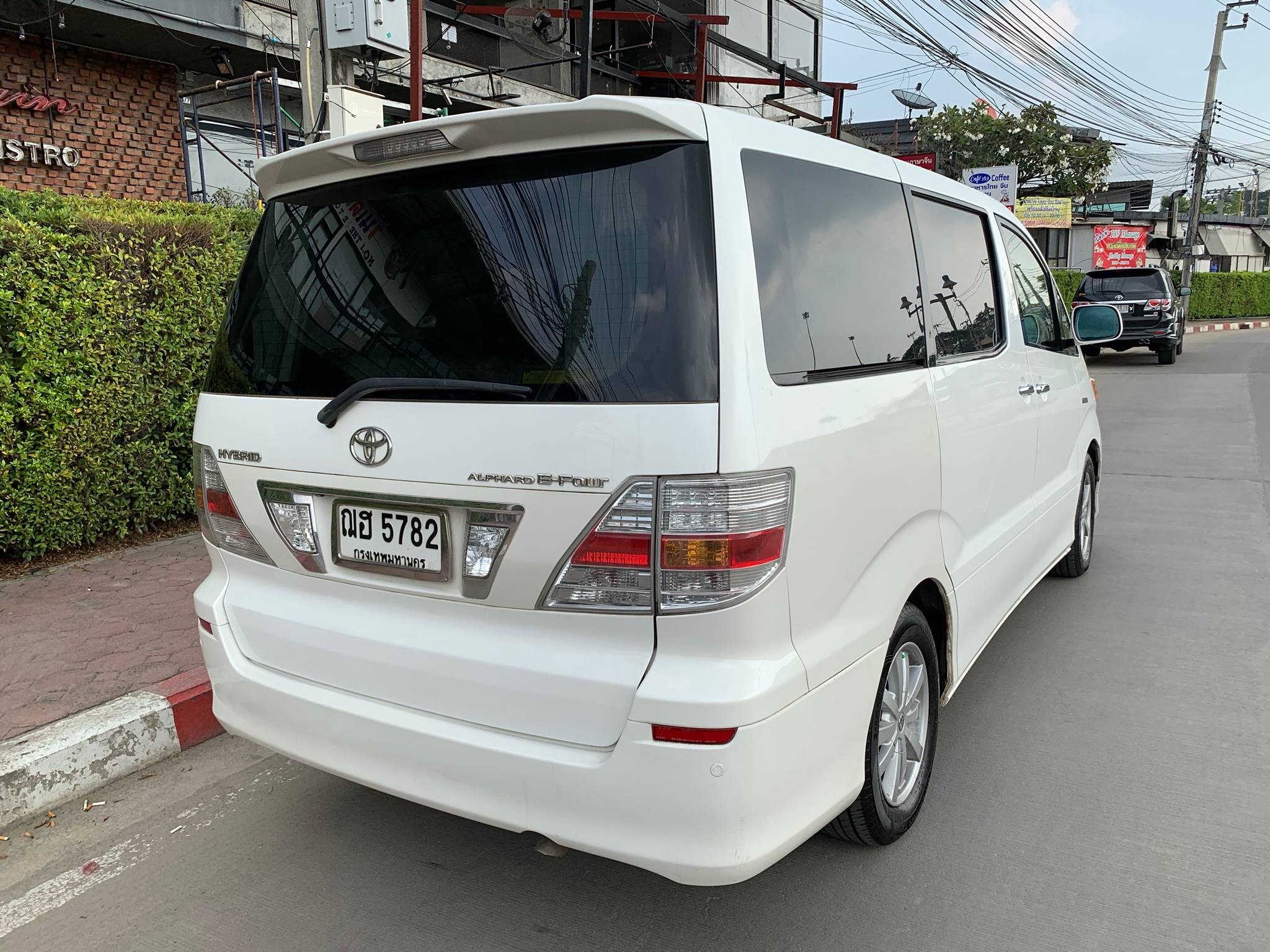 Toyota Alphard ปี 2008 สีขาว (รูปที่ 8)