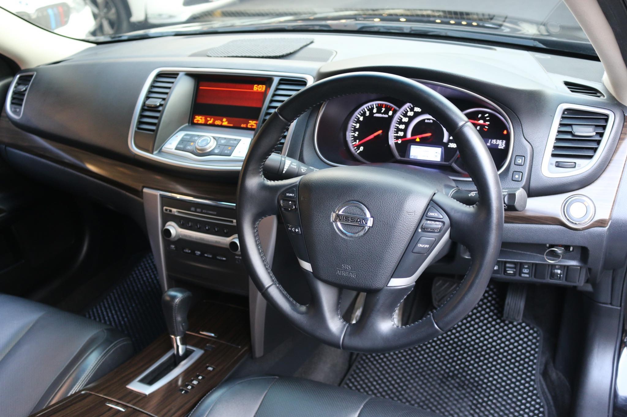 Nissan Teana L33 ปี 2013 สีดำ (รูปที่ 11)