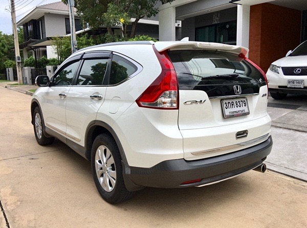 Honda CR-V ปี 2014 สีขาว