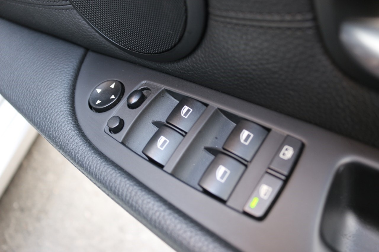 BMW E60 525ISE Lci เกียร์ไฟฟ้า (รูปที่ 17)