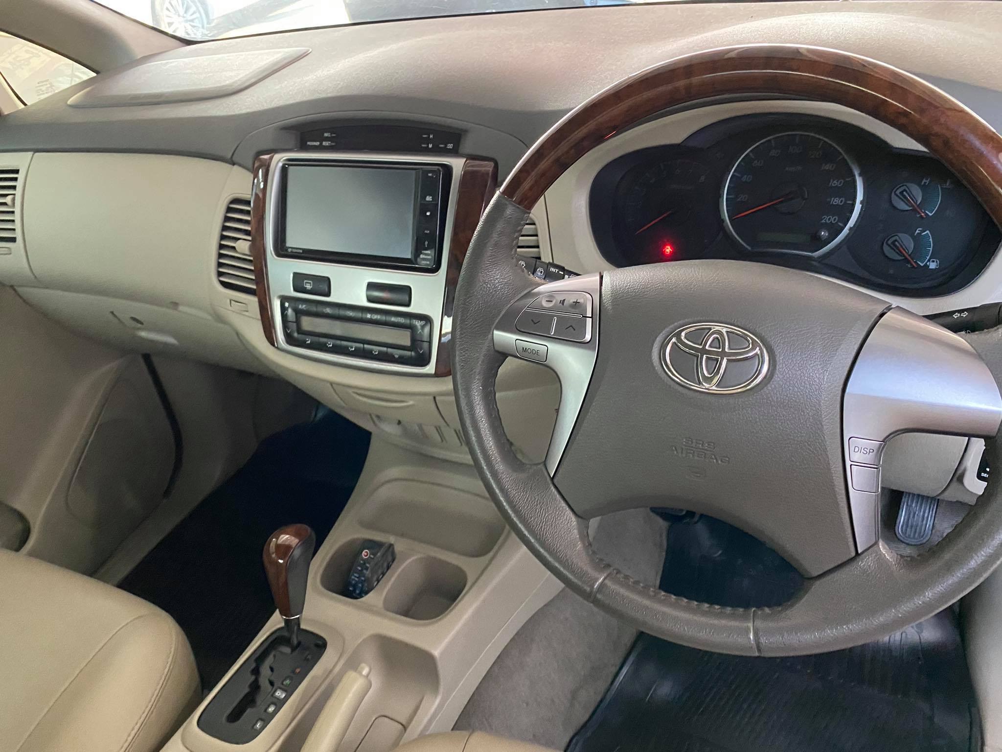 TOYOTA S INNOVA 2.0 V A/T (รูปที่ 6)