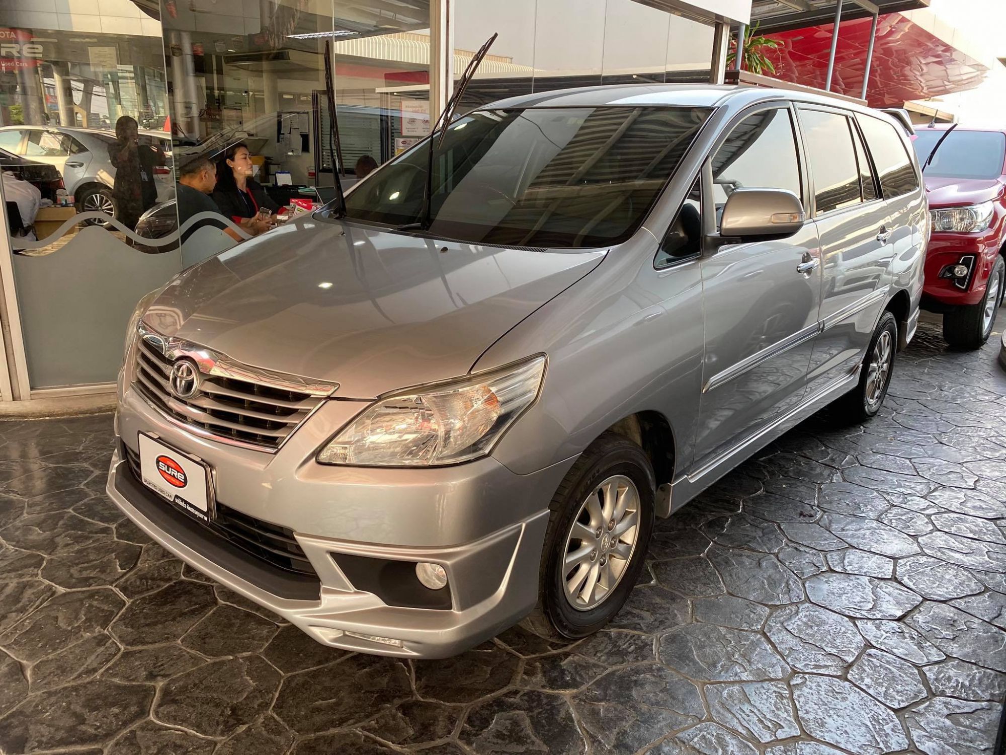 TOYOTA S INNOVA 2.0 V A/T