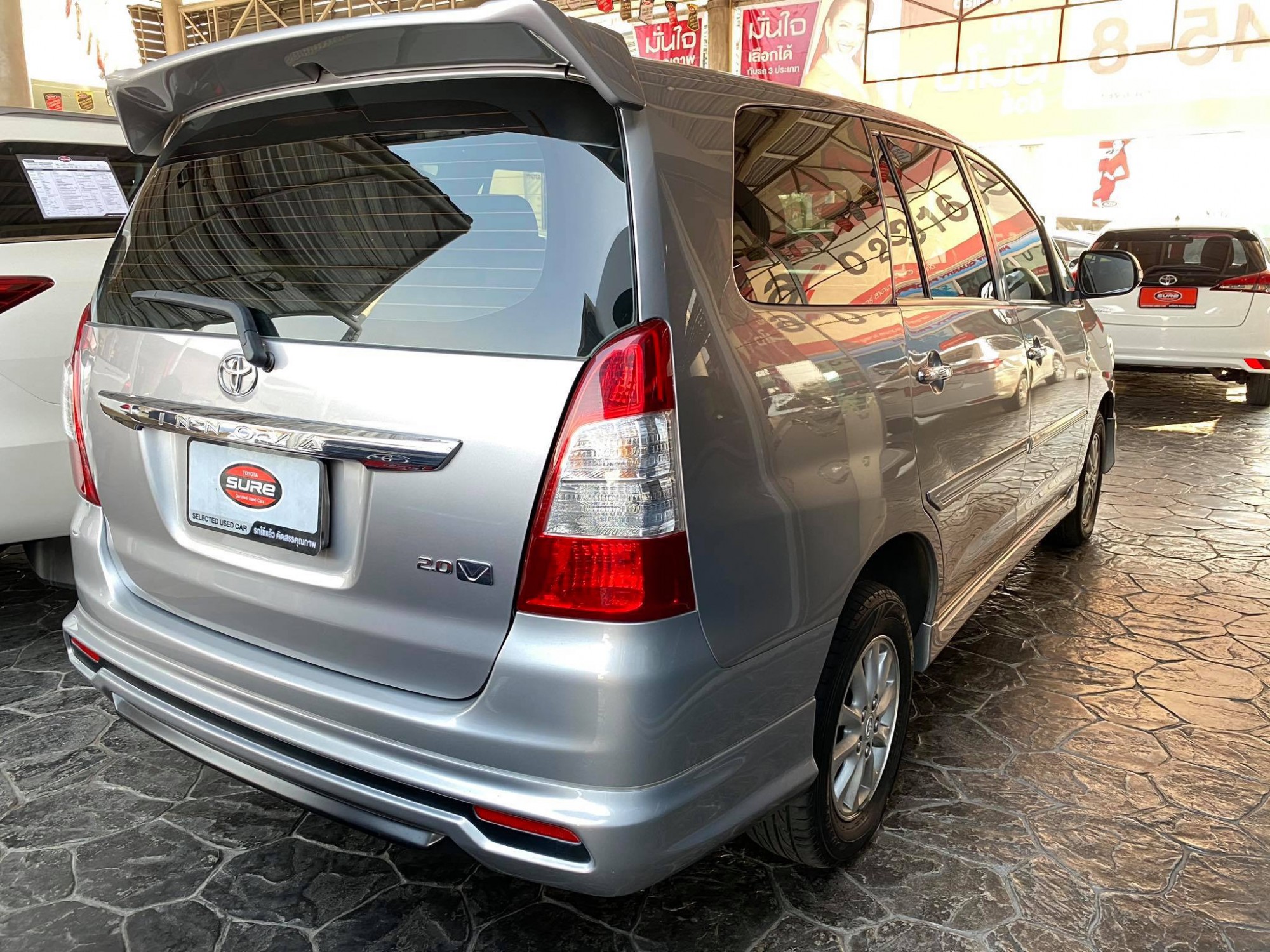 TOYOTA S INNOVA 2.0 V A/T