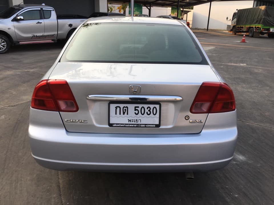 Honda Civic ES (Dimension) ปี 2002 สีเงิน (รูปที่ 4)