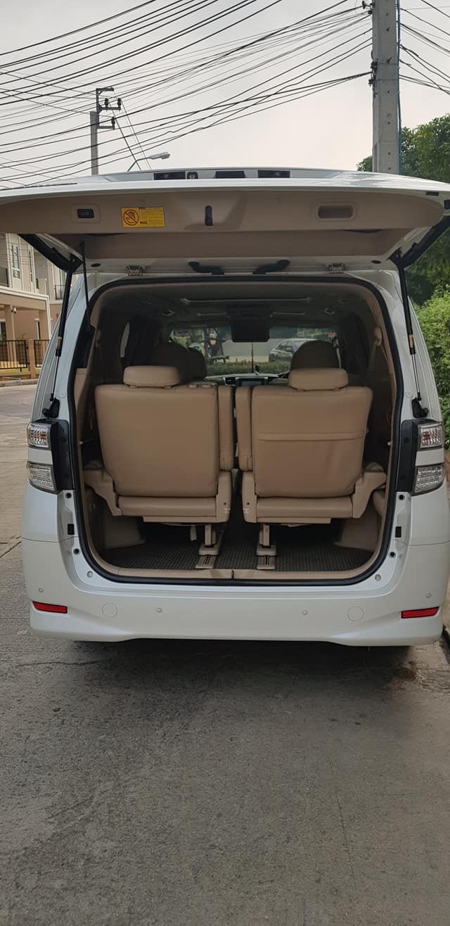 Toyota Vellfire ปี 2012 สีขาว (รูปที่ 26)