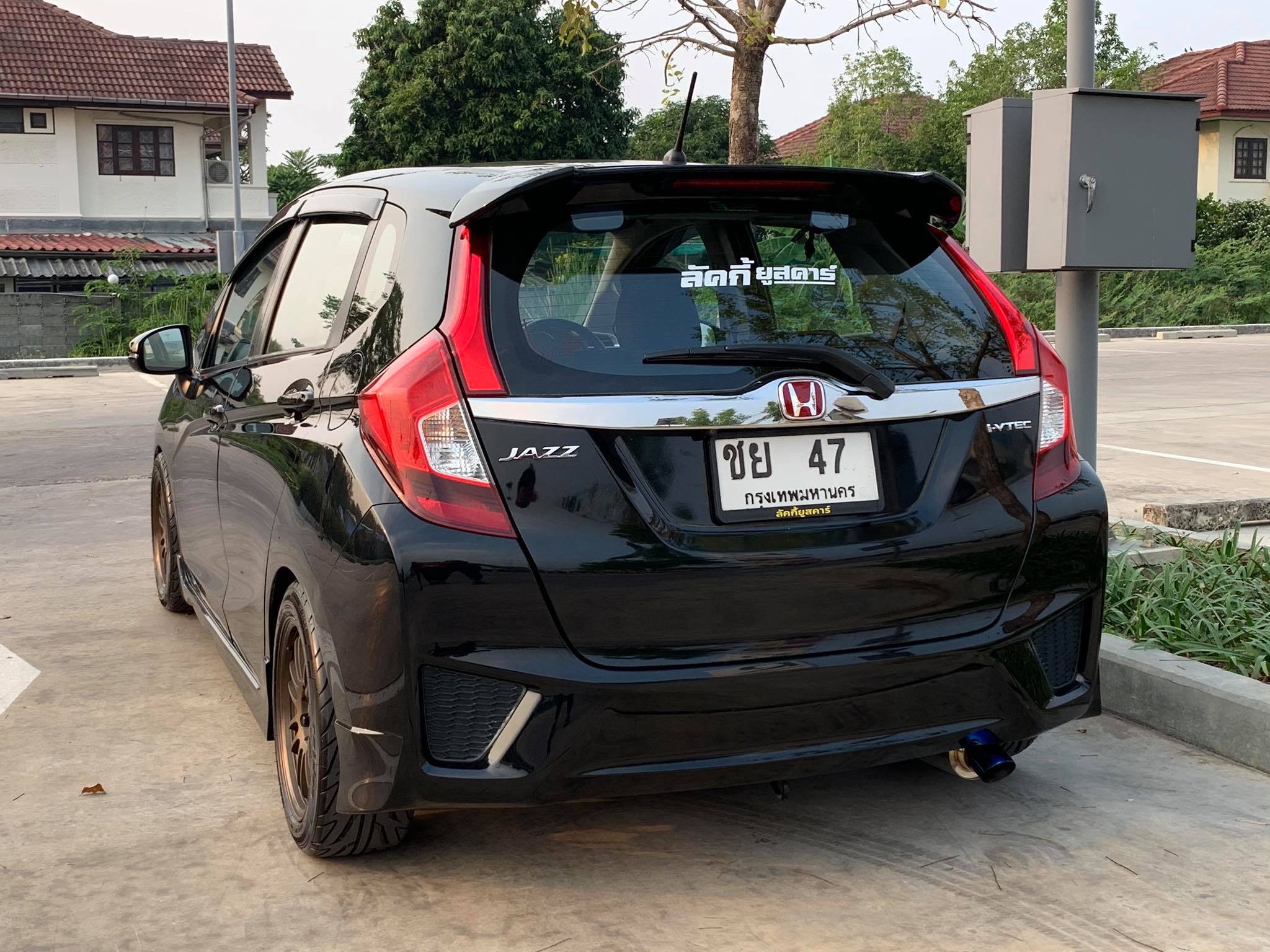 Honda Jazz GK ปี 2016 สีดำ (รูปที่ 11)