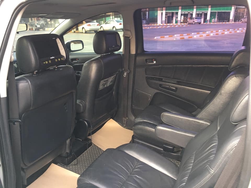 Toyota Wish ปี 2004 สีเงิน (รูปที่ 13)