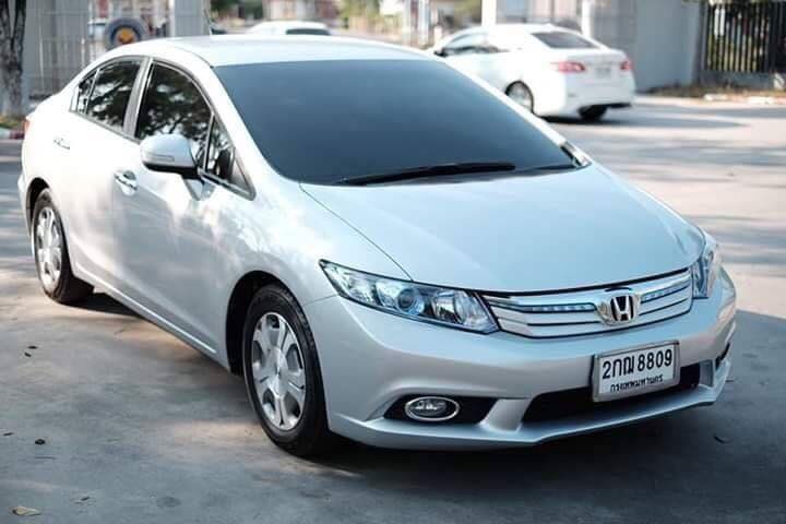 Honda Civic FB ปี 2013 สีเทา