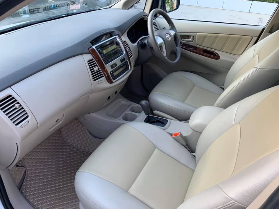 Toyota Innova ปี 2014 สีขาว (รูปที่ 6)