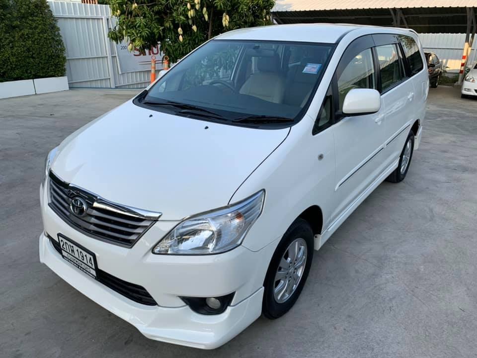 Toyota Innova ปี 2014 สีขาว (รูปที่ 2)