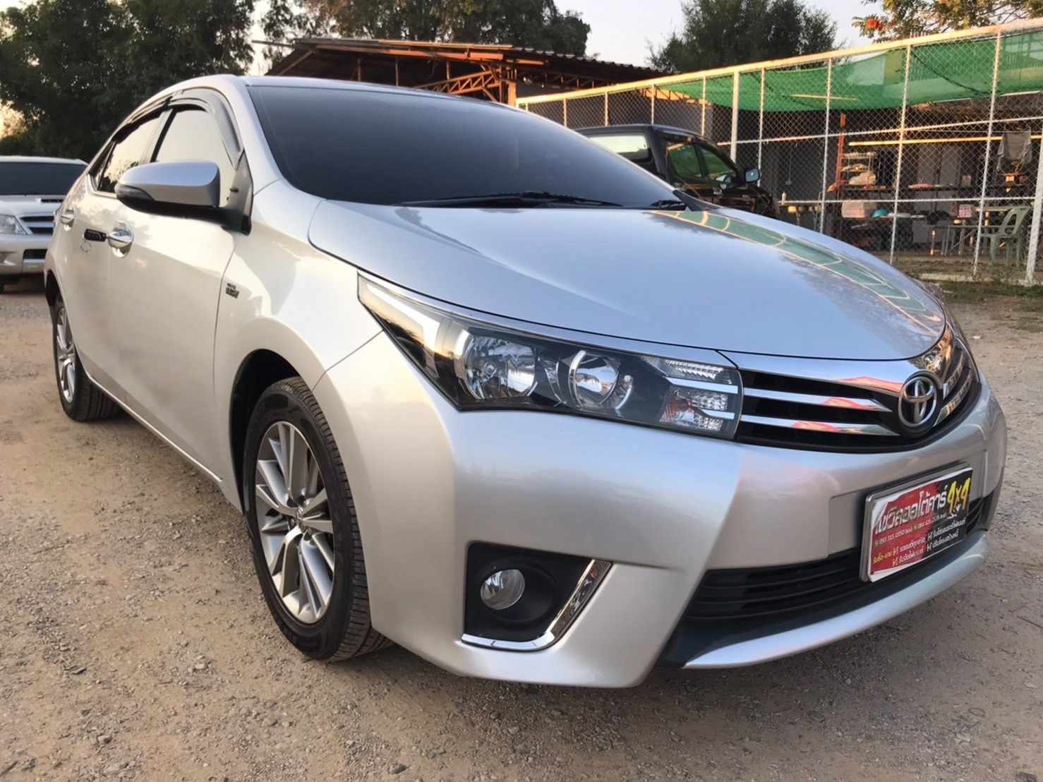 Toyota Corolla Altis ปี 2014 สีเงิน