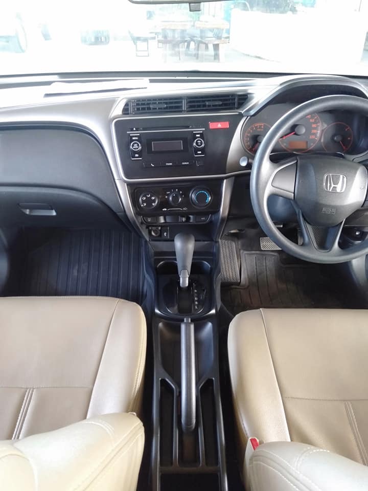 Honda City ปี 2014 สีเงิน (รูปที่ 9)