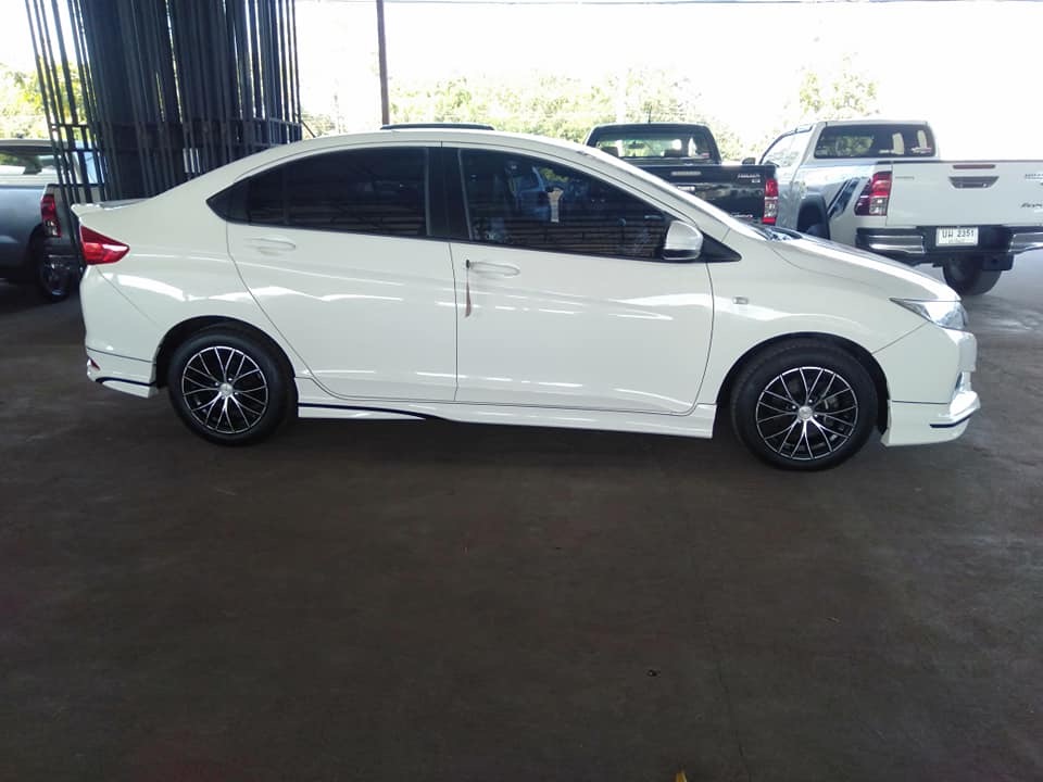 Honda City ปี 2014 สีเงิน (รูปที่ 2)